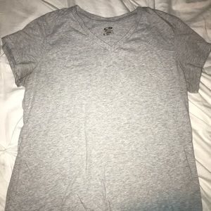 Simple v-neck tee
